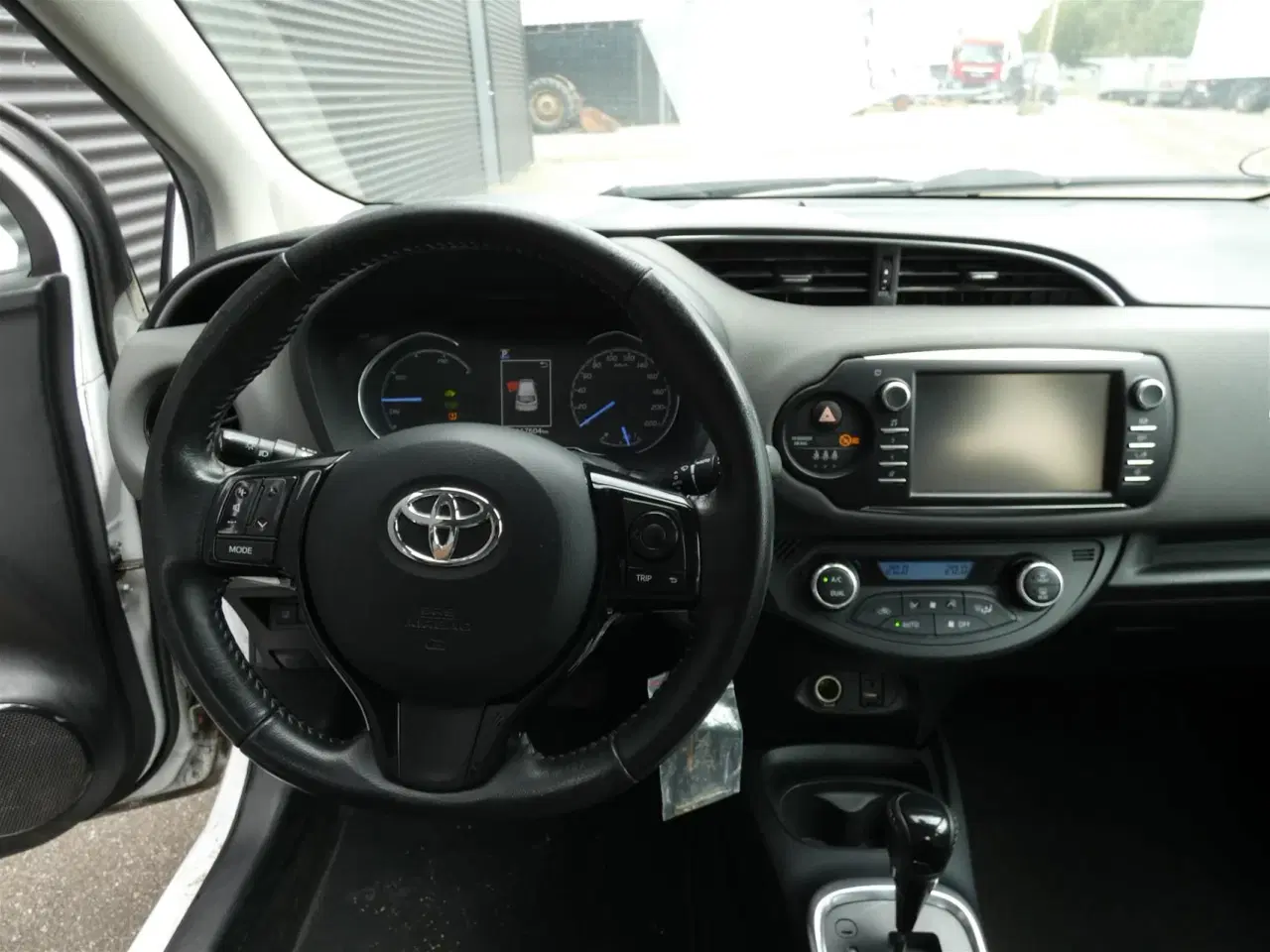 Billede 10 - Toyota Yaris 1,5 Hybrid H2 E-CVT 100HK 5d Trinl. Gear