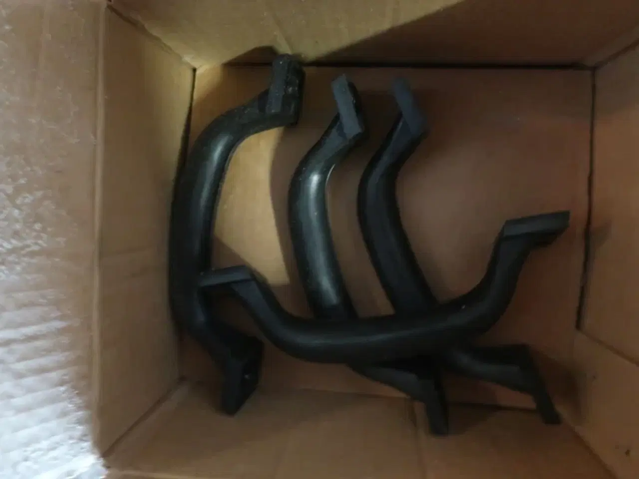 Billede 14 - Reol med div. Skruer, pudsemaskine SKILL m.m.