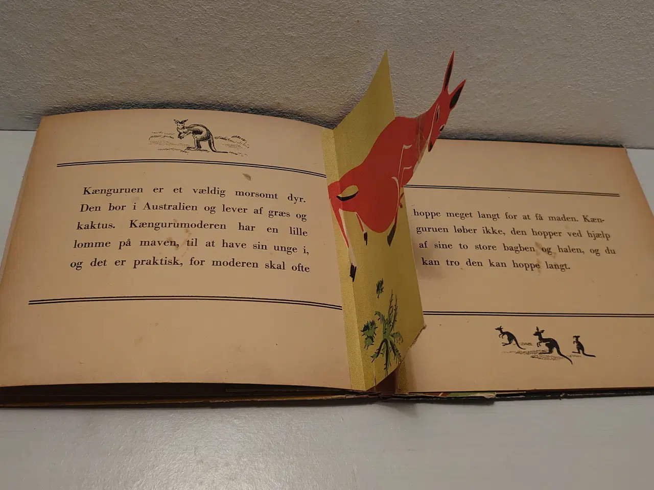 Billede 4 - R. Edelmann:Dyrene i Noahs ark. Sjælden pop-up bog