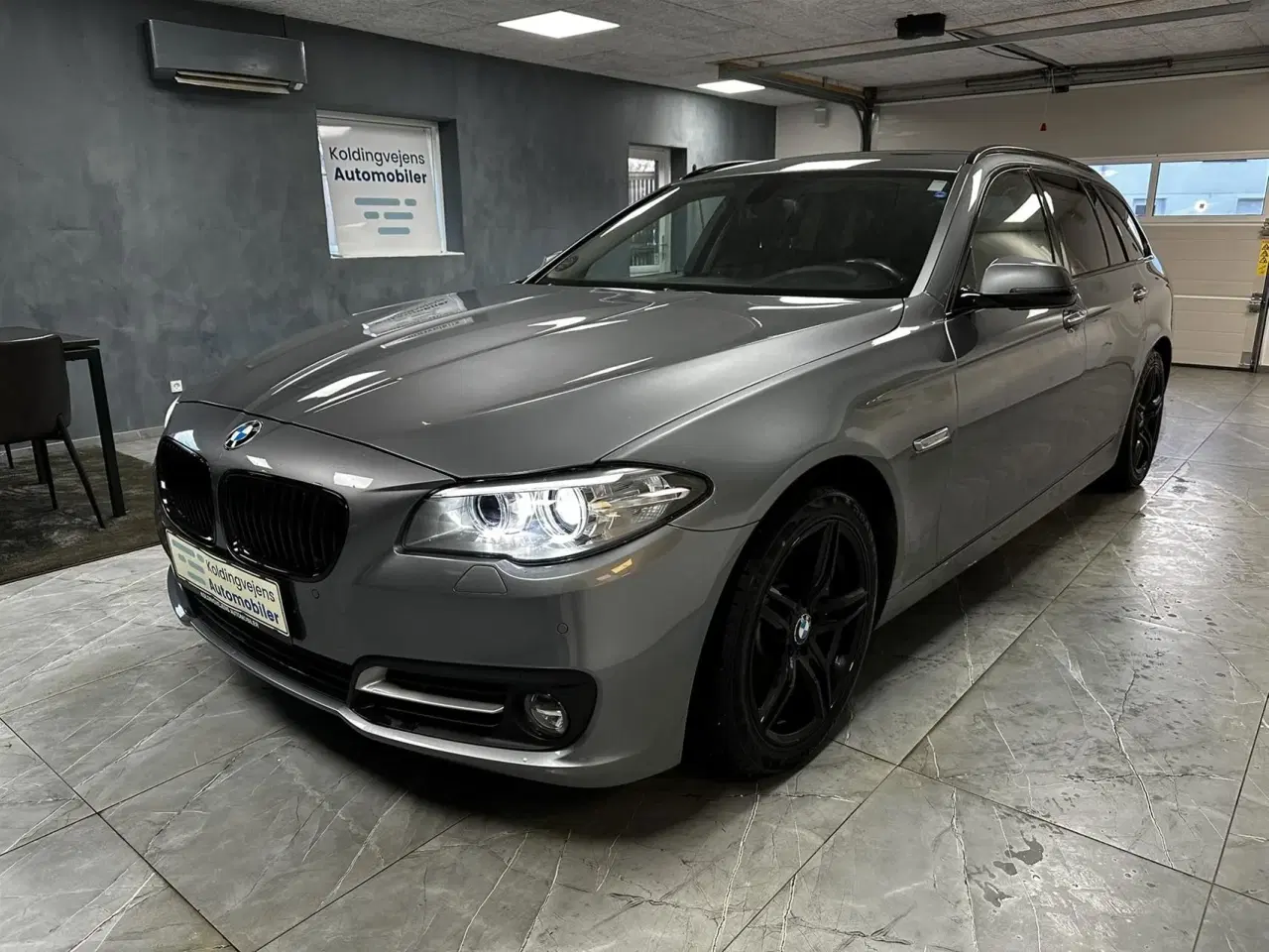 Billede 2 - BMW 530d Touring 3,0 D 258HK Stc 8g Aut.