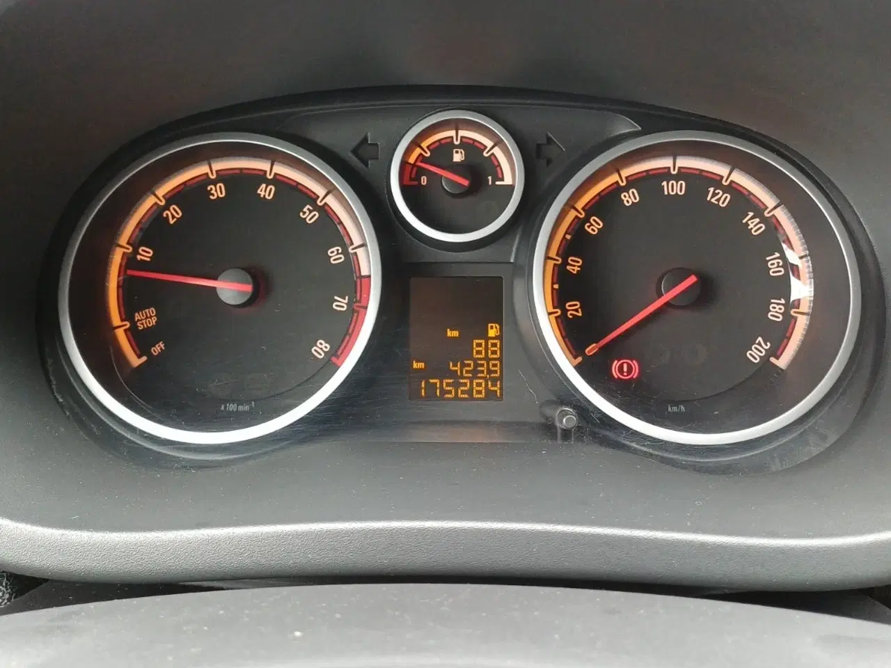 Billede 13 - Opel Corsa 1,4 16V Cosmo