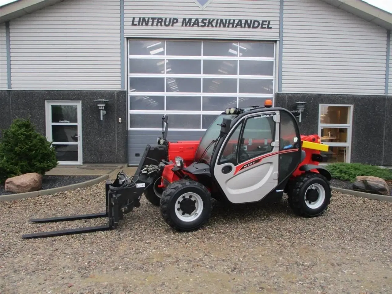 Billede 1 - Manitou MT 625H COMFORT Dansk maskine, med hydrauliske pallegafler.