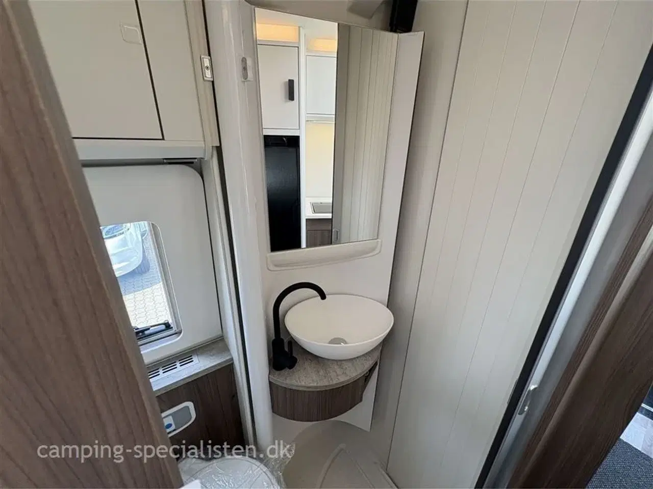 Billede 15 - 2025 - Kabe Van 690 LB Mercedes   Kabe Van 690 LB 2025 Mercedes - Se den nu hos Camping-Specialisten.dk