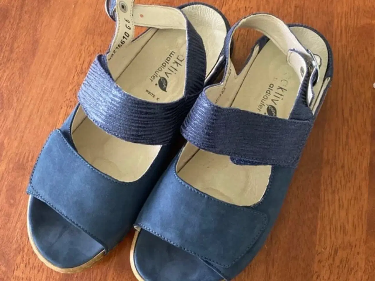 Billede 1 - Sandaler - Waldläufer