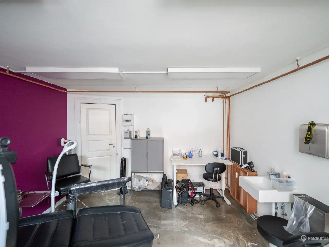 Billede 5 - SÆLGES: Regulær erhvervsandel i kælder – ideel til lager. pluklager eller hobby på Esromgade