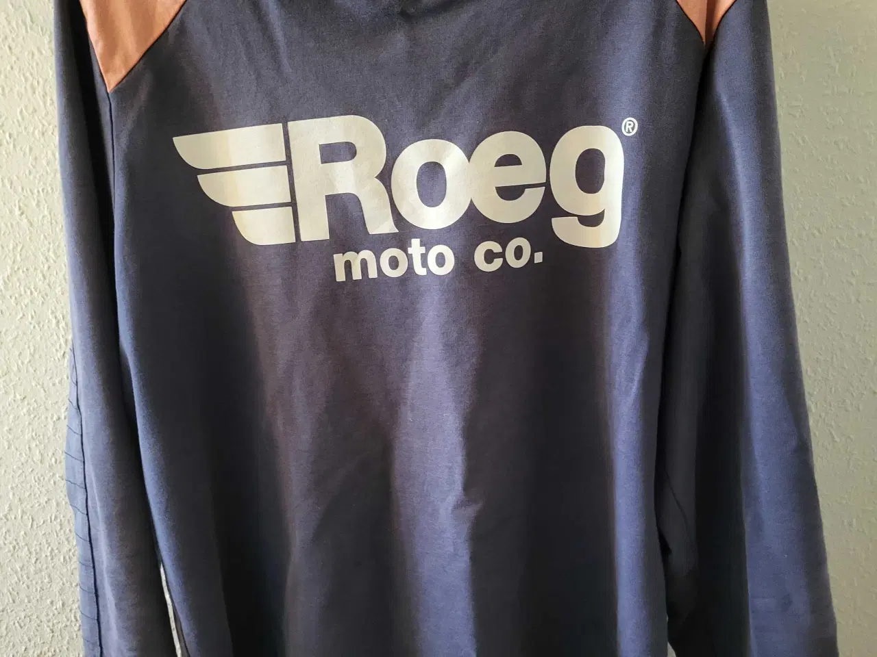 Billede 1 - Roeg bluse.