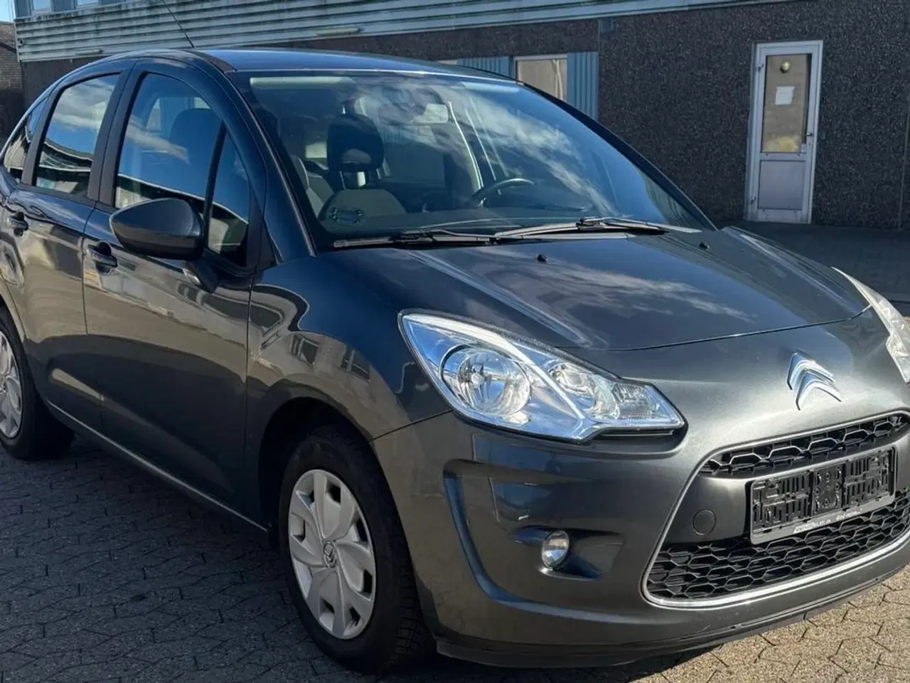 Billede 2 - Citroën C3 1.4 e-HDi – Automatgear – Nysynet