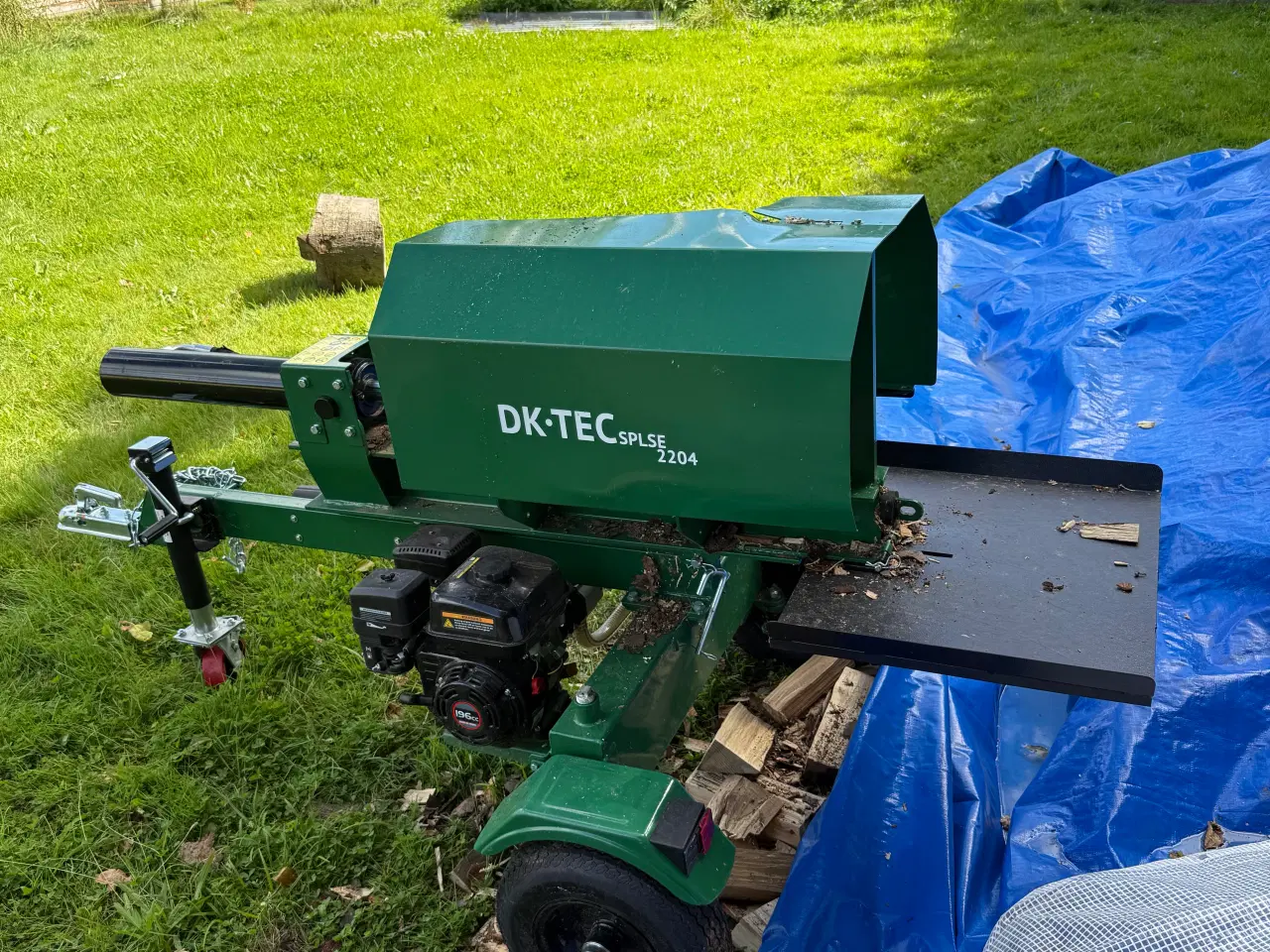 Billede 4 - DK-TEC 22 tons brændekløver – Næsten som ny