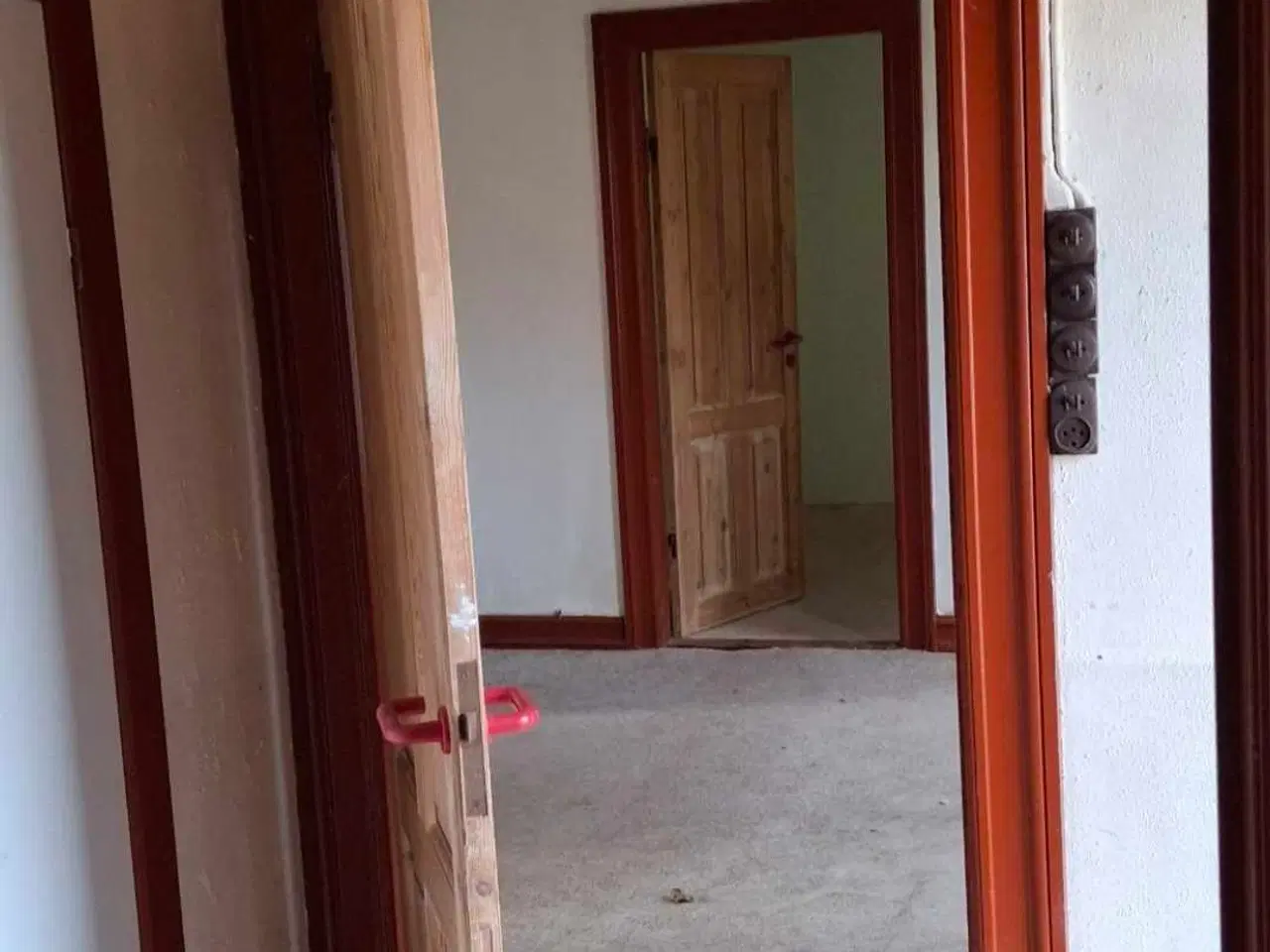 Billede 6 - Hus til renovering eller dejlig byggegrund. 