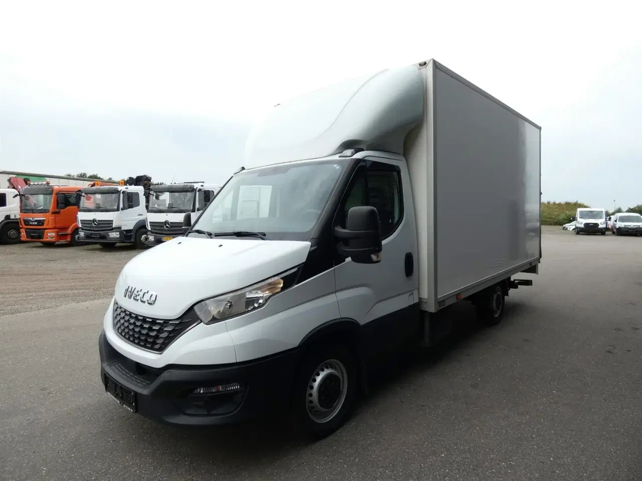 Billede 4 - Iveco Daily 35S14 4100mm 2,3 D 136HK Ladv./Chas. 8g Aut.
