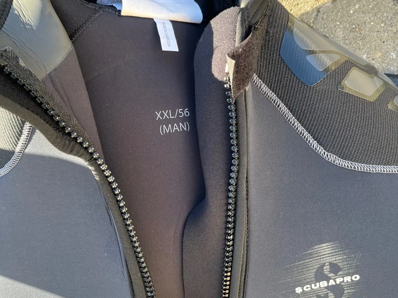 Billede 2 - Våddragte