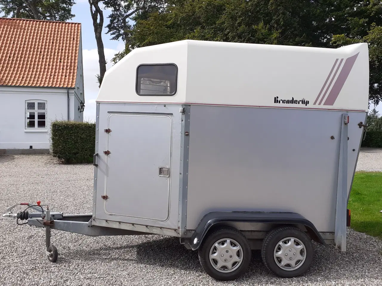 Billede 1 - Brenderup Hestetrailer 33 K Sølv år 1998