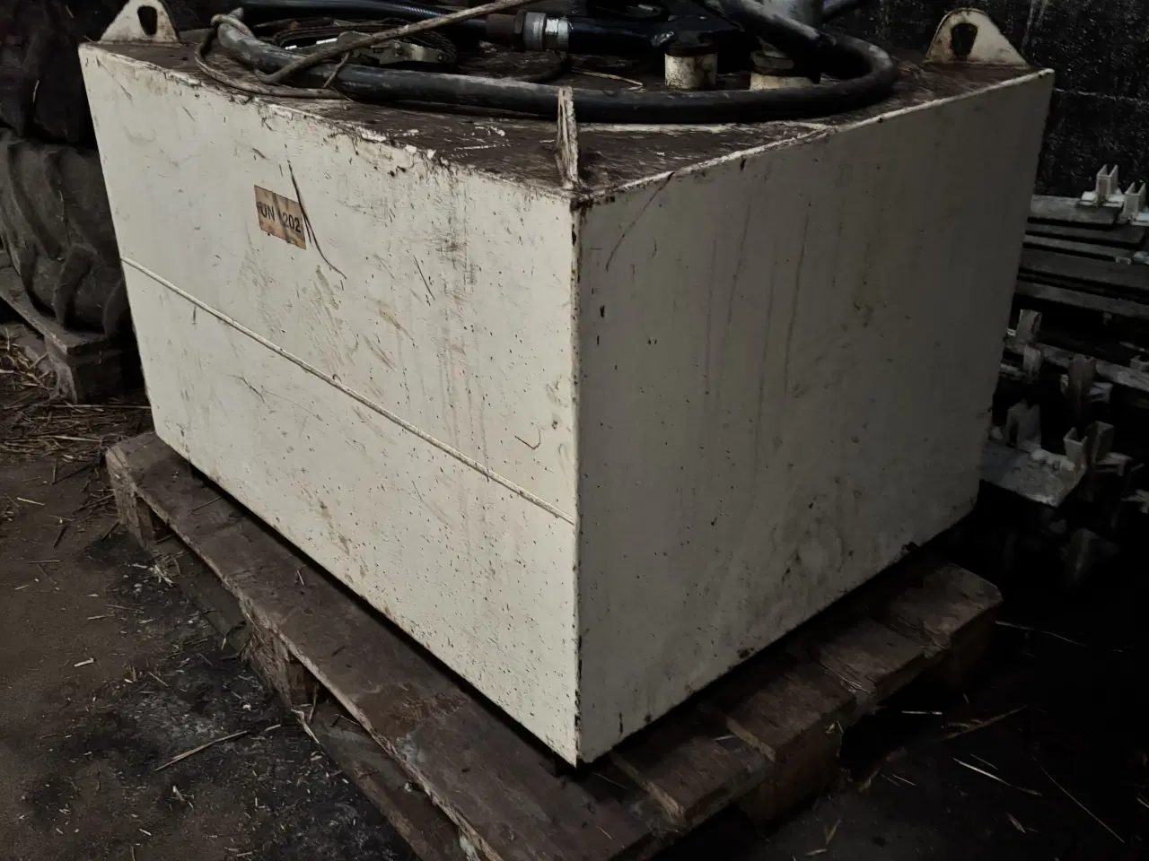 Billede 3 - Dieseltank  /  Ladtank 