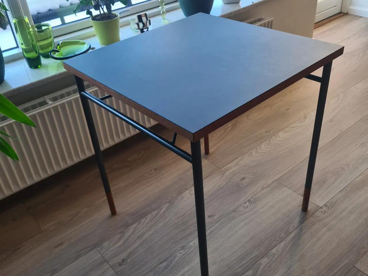 Billede 2 - Finn Juhl kvadratisk bord.