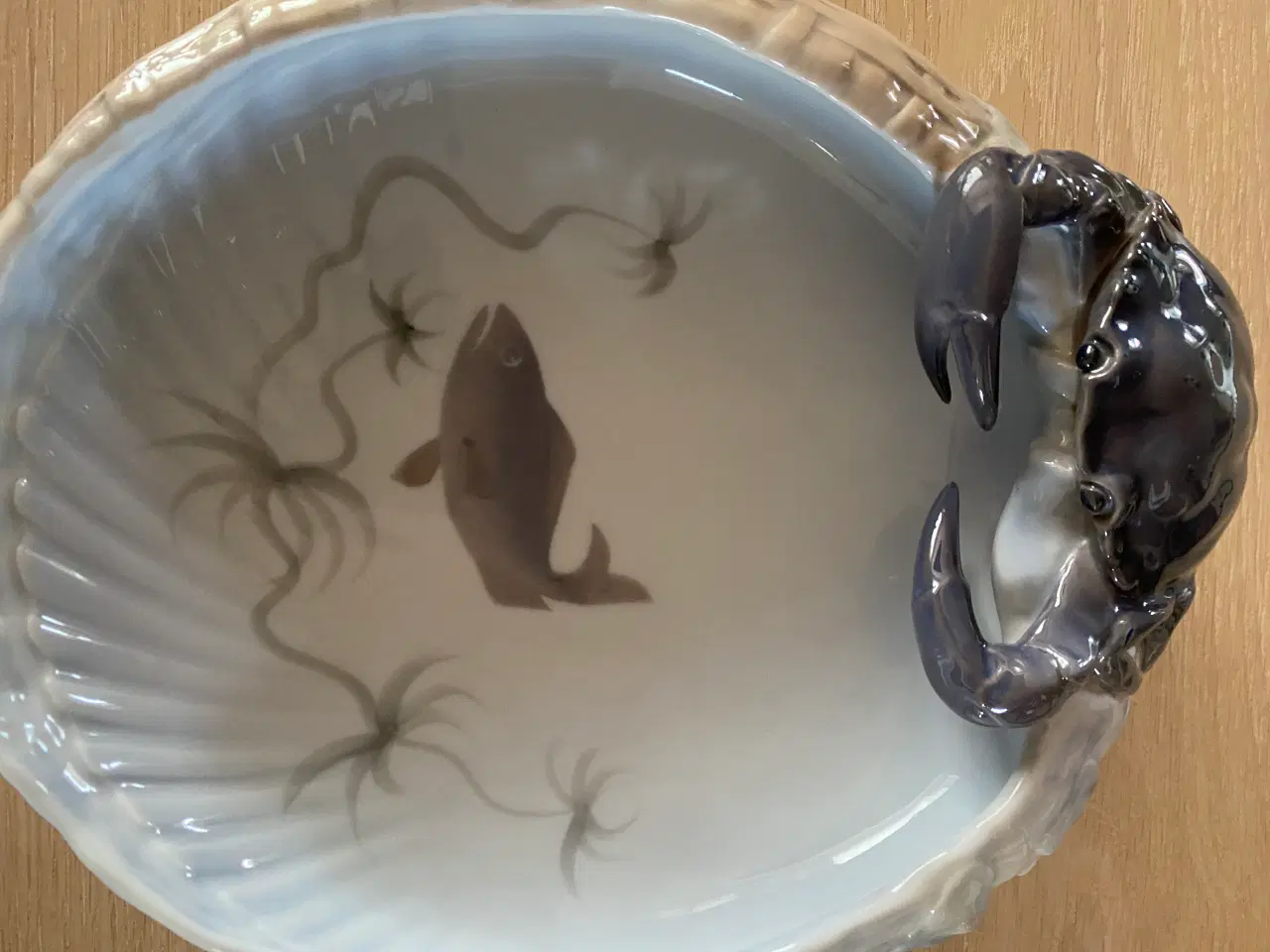 Billede 2 - Royal Copenhagen 2465 skål med krabbe