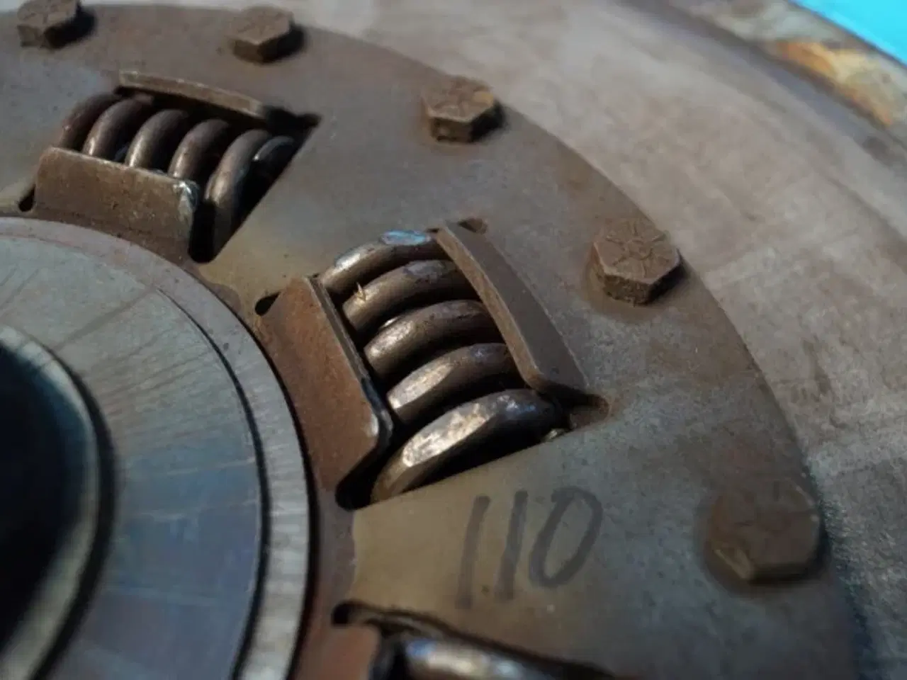 Billede 10 - Case 8010 Dæmpernav 87536815