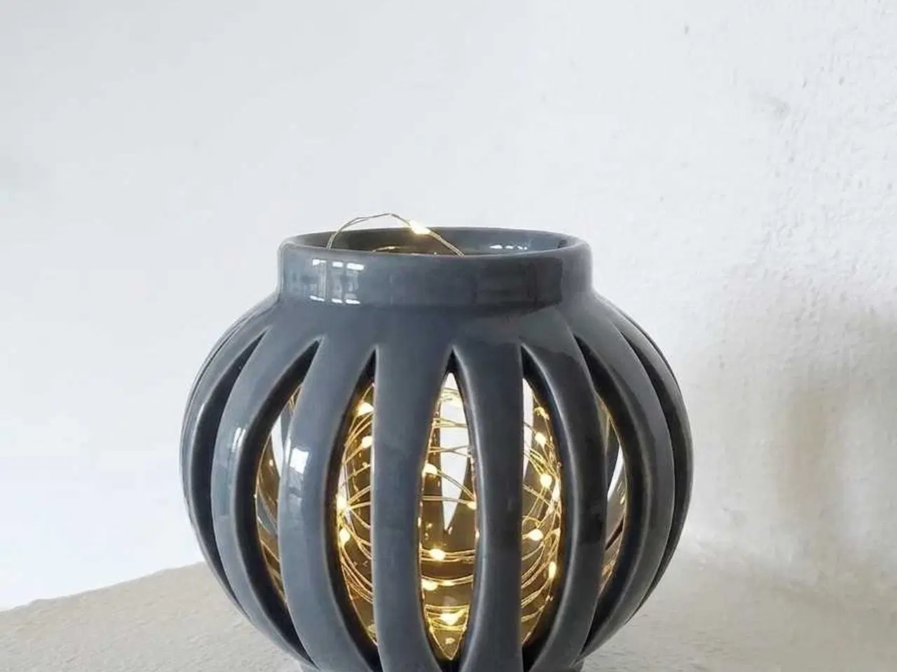 Billede 1 - Sød blå grå keramiklanterne / lysestage