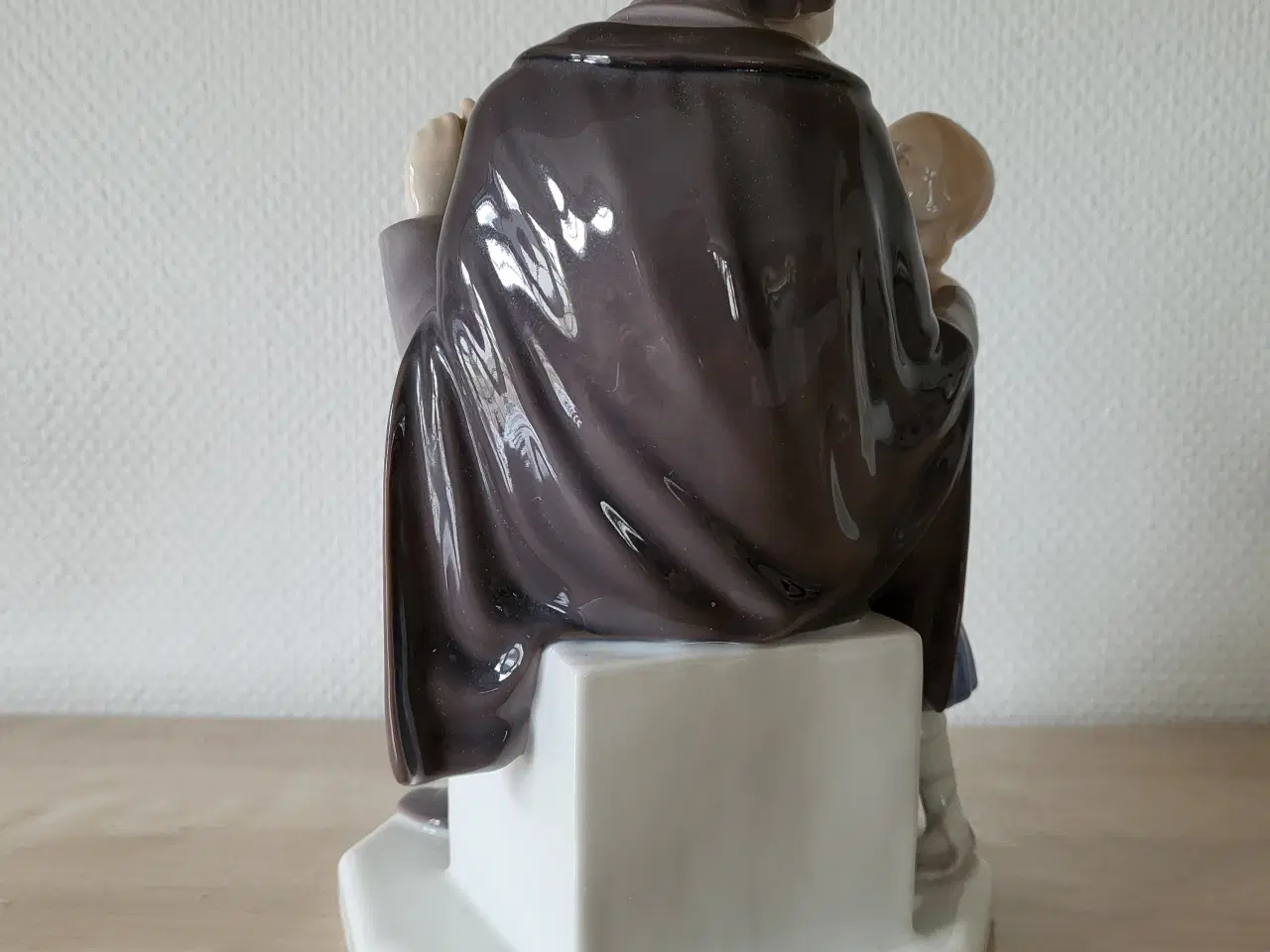 Billede 5 - H.C. Andersen, Bing og Grøndal figur nr. 2037