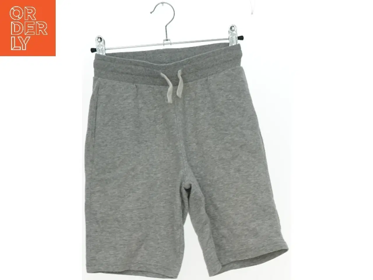 Billede 2 - Shorts fra H&M (str. 140 cm)