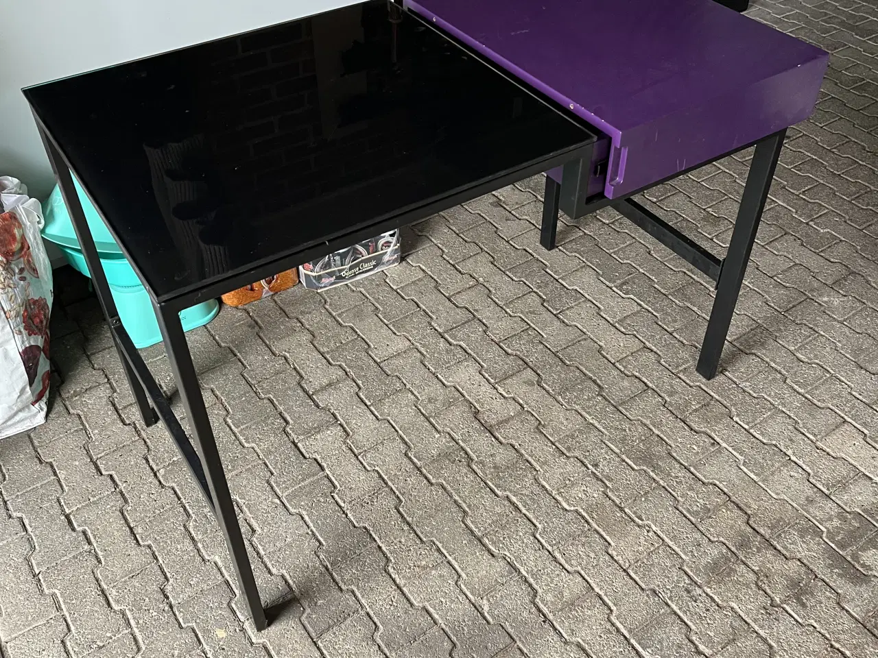 Billede 5 - Skrivebord m udtræk