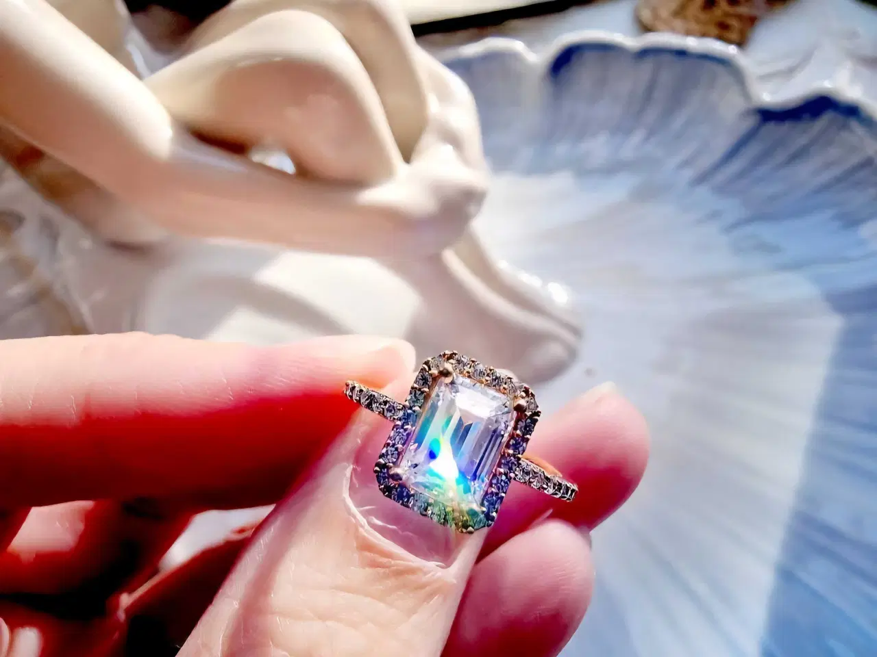 Billede 5 - Smuk 14 karat guldring