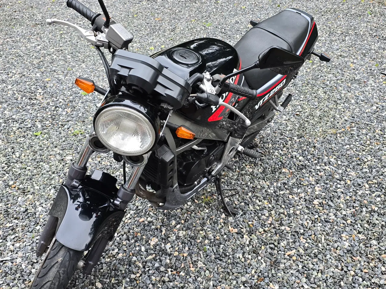 Billede 2 - HONDA VTZ 250 