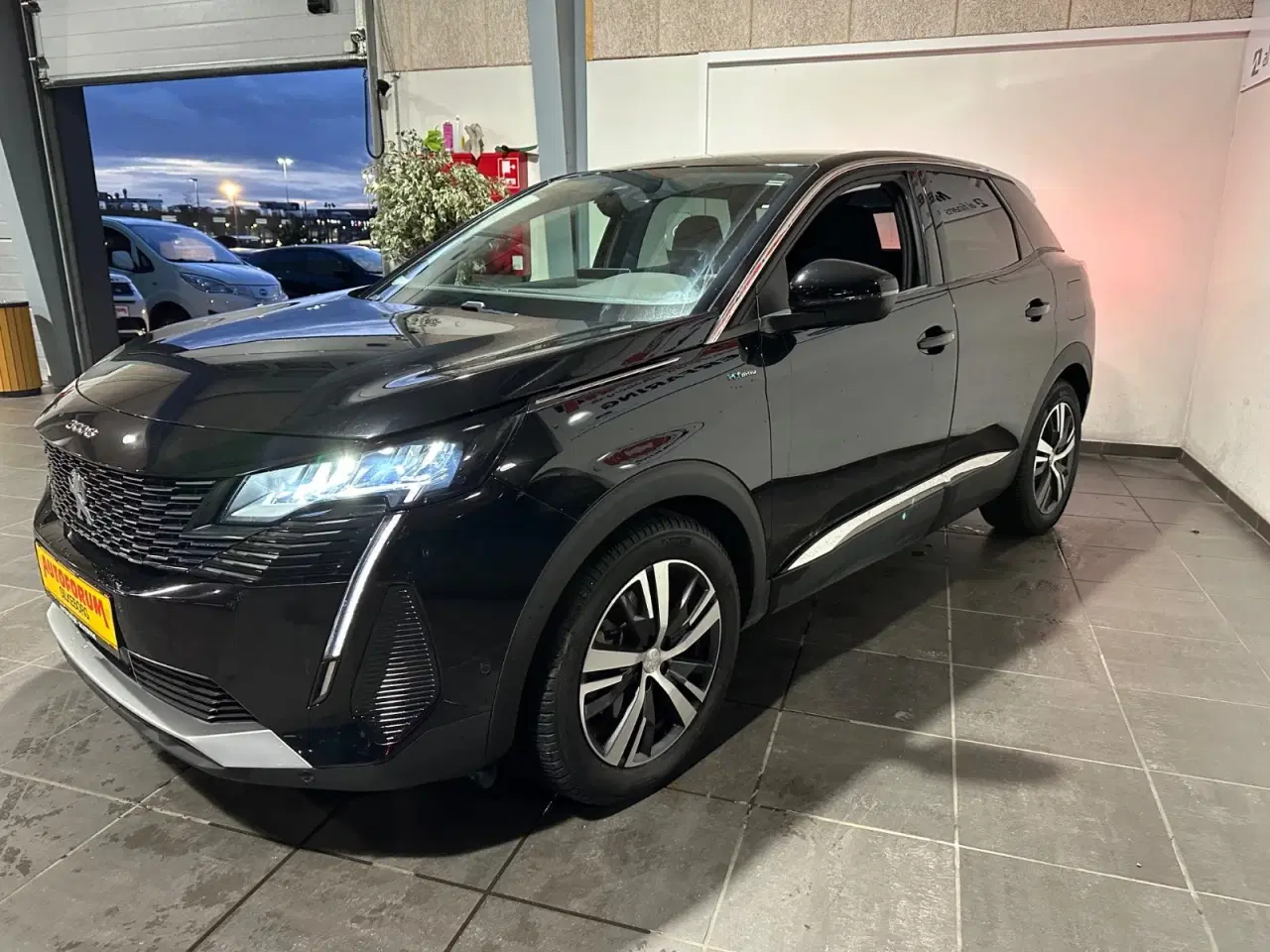 Billede 3 - Peugeot 3008 1,6 Hybrid Allure Pack LTD EAT8 Van