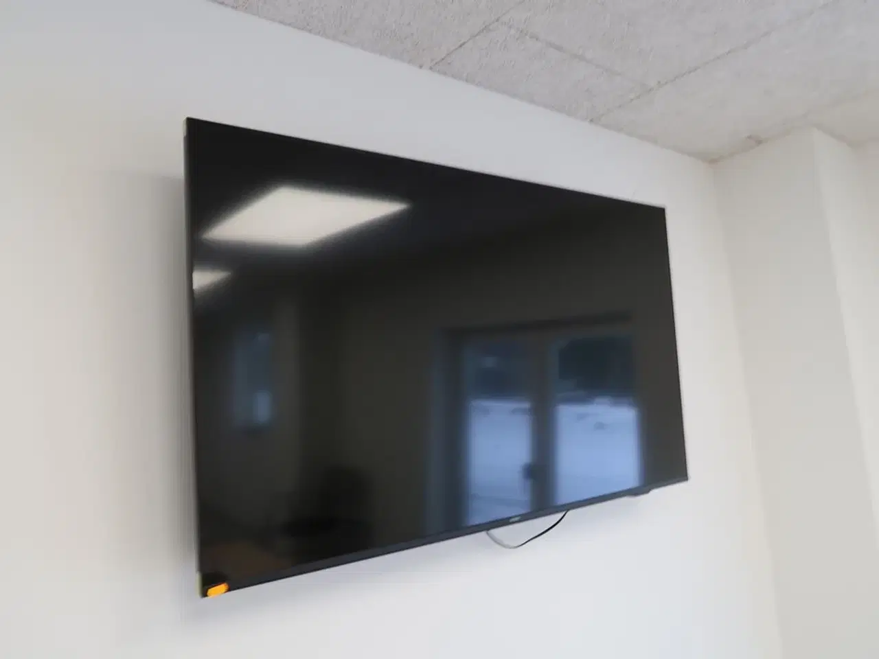 Billede 1 - Fjernsyn PHILIPS 55PUS8079/12 med fjernbetjening