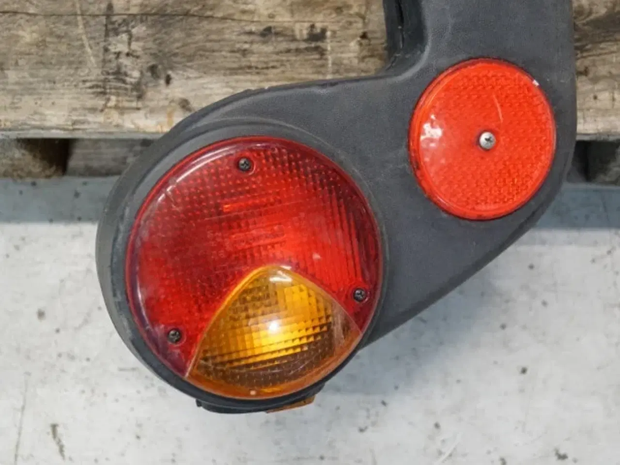 Billede 2 - Claas Lexion 550 R.H. Lygtearm 7948961