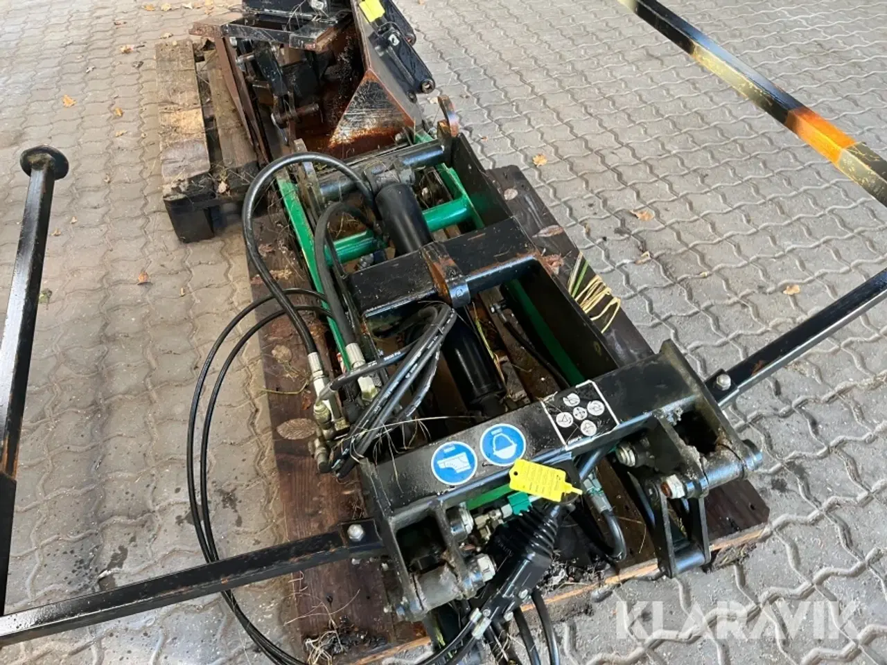 Billede 7 - Frontlæsser med skovl og gafler Bonatti CP2