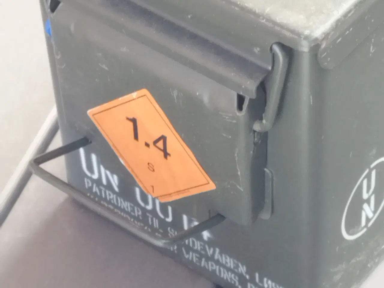 Billede 5 - Militær . Kasse til patroner