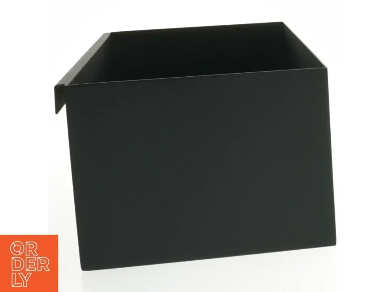 Billede 3 - Plantekasse med ophæng fra Ferm Living (str. 30x15x11 cm)