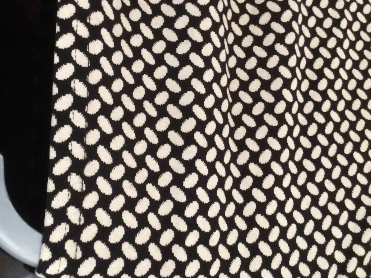 Billede 3 - Top med høj hals. Str.L