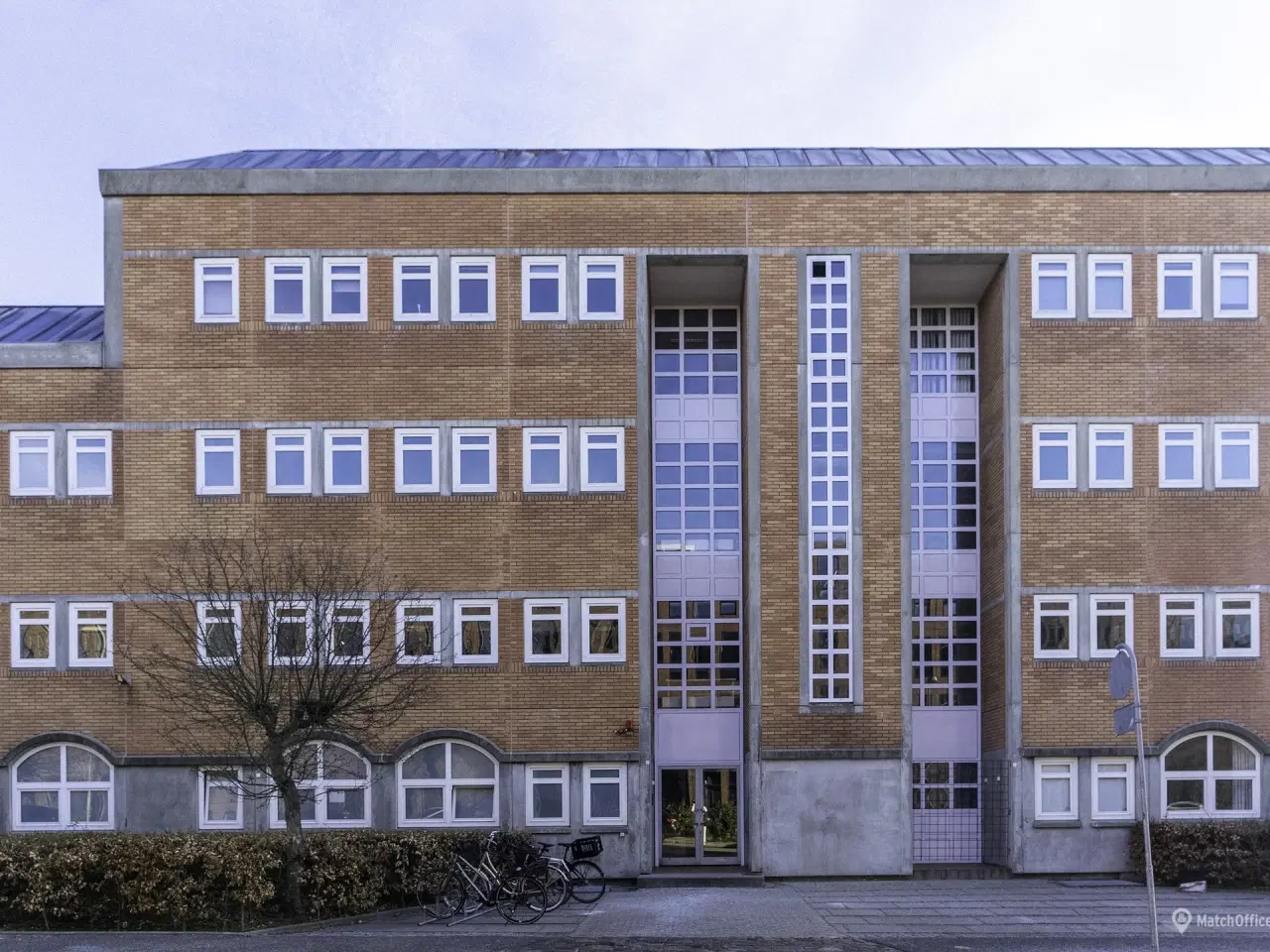 Billede 1 - Stort og åbent kontor