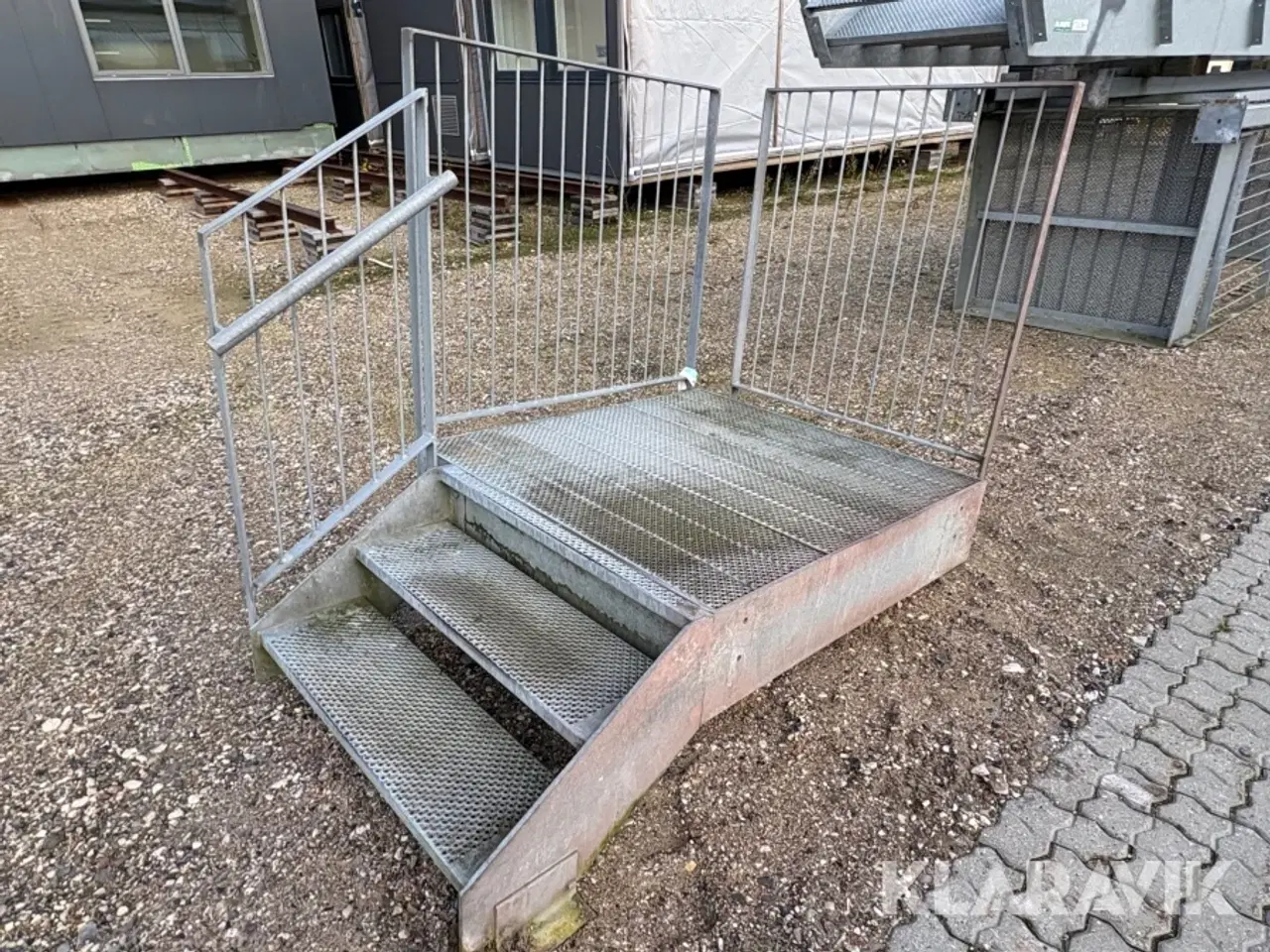 Billede 5 - Trappe med 2 repos’er og gelænder