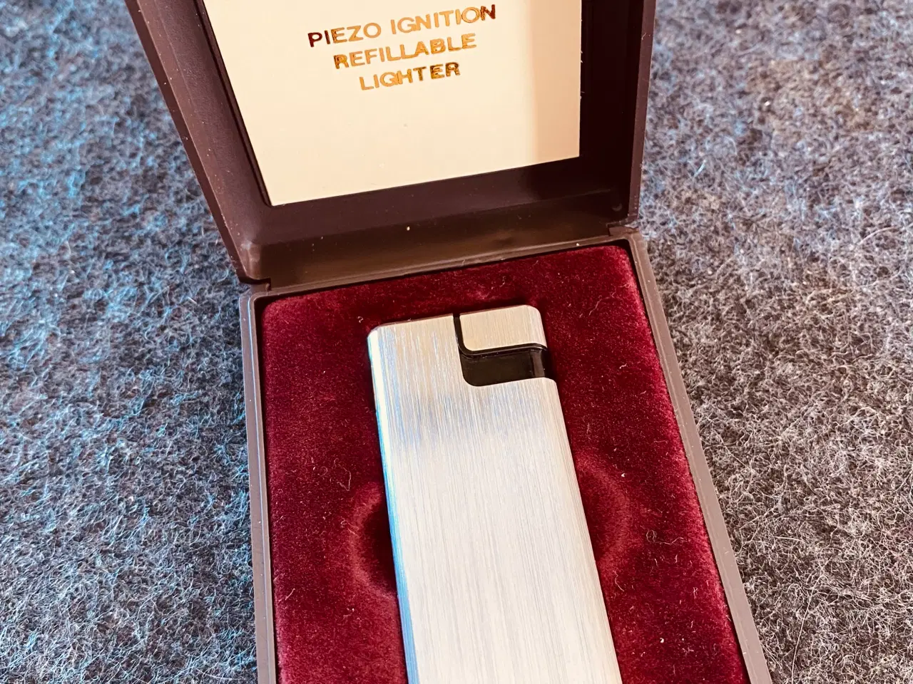 Billede 7 - 2 x Ronson Varaflame Lighter + 1 Hadson Electra