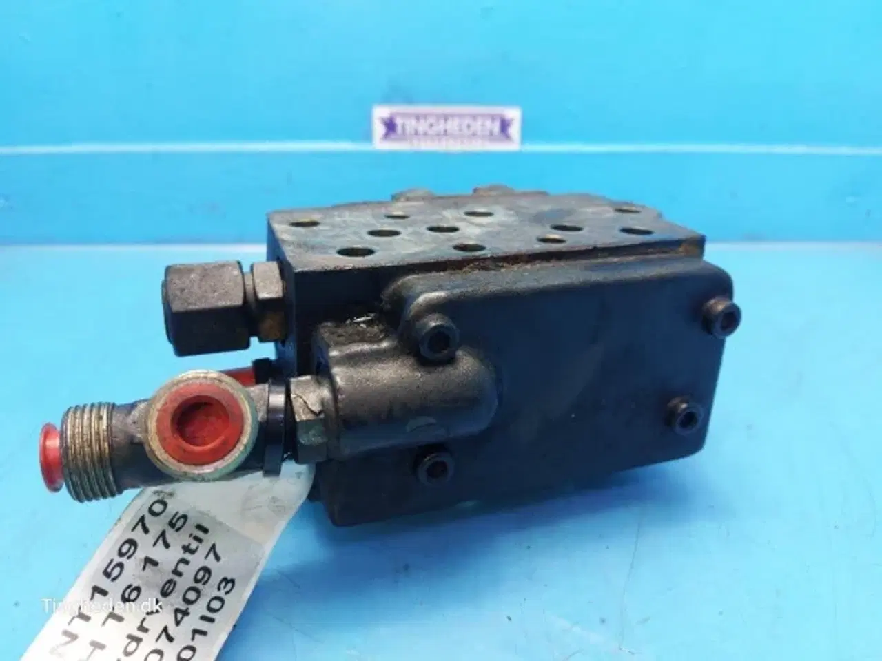 Billede 12 - New Holland T6 Hydraulikventil 48074097
