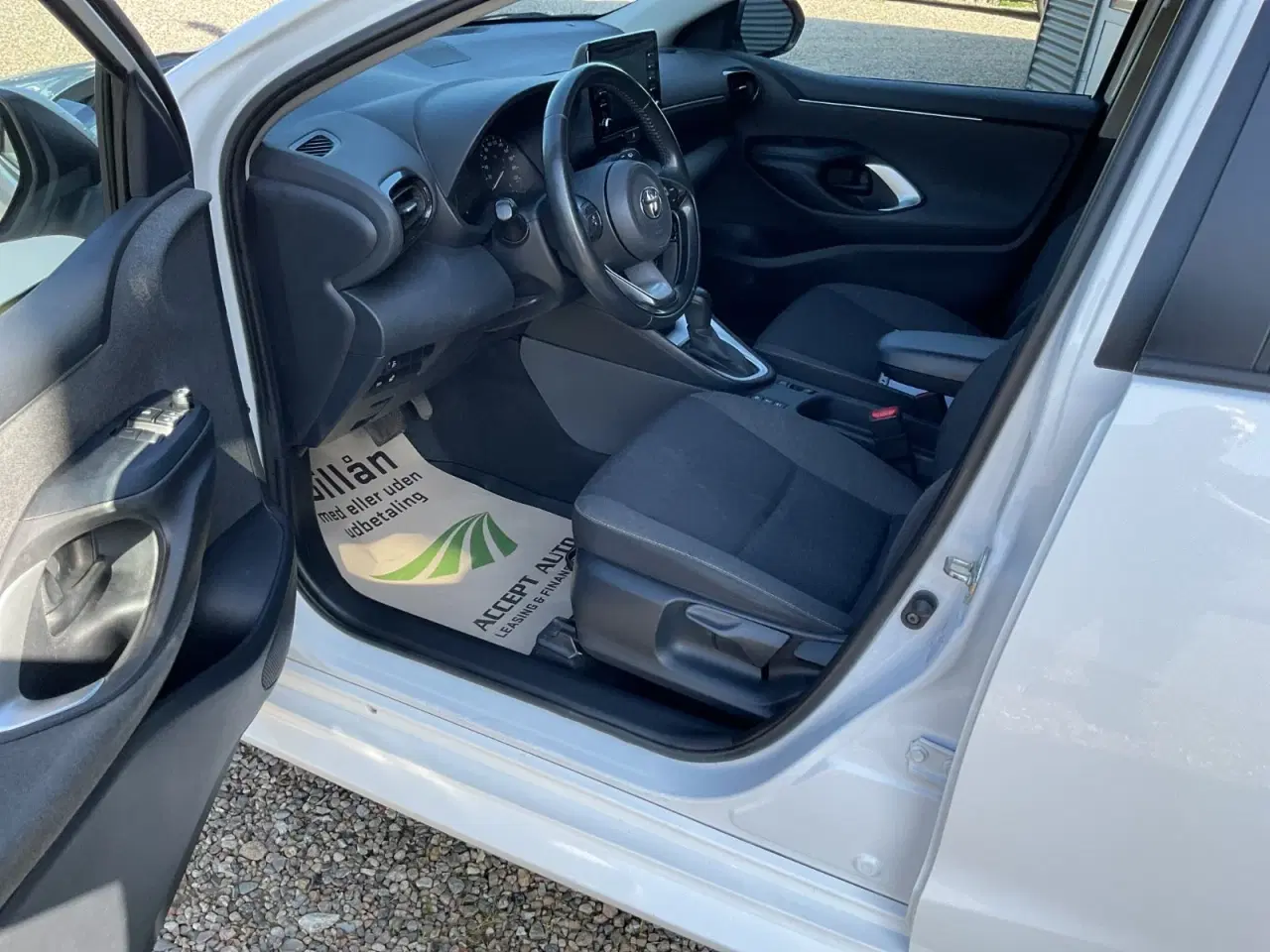 Billede 3 - Toyota Yaris 1,5 Hybrid H2 e-CVT