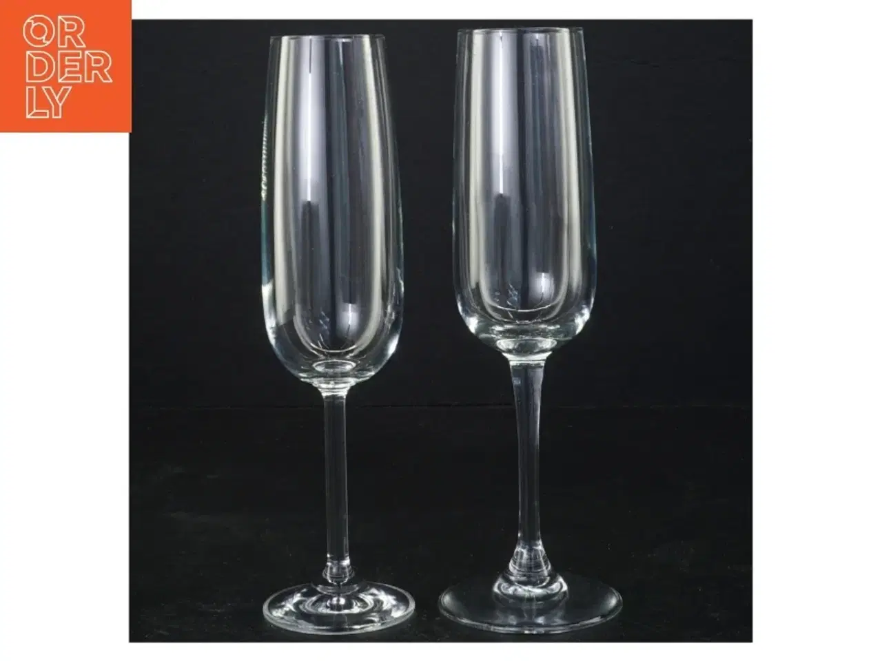 Billede 1 - Champagneglas (str. 21 x 7 cm og 21 x 5 cm)