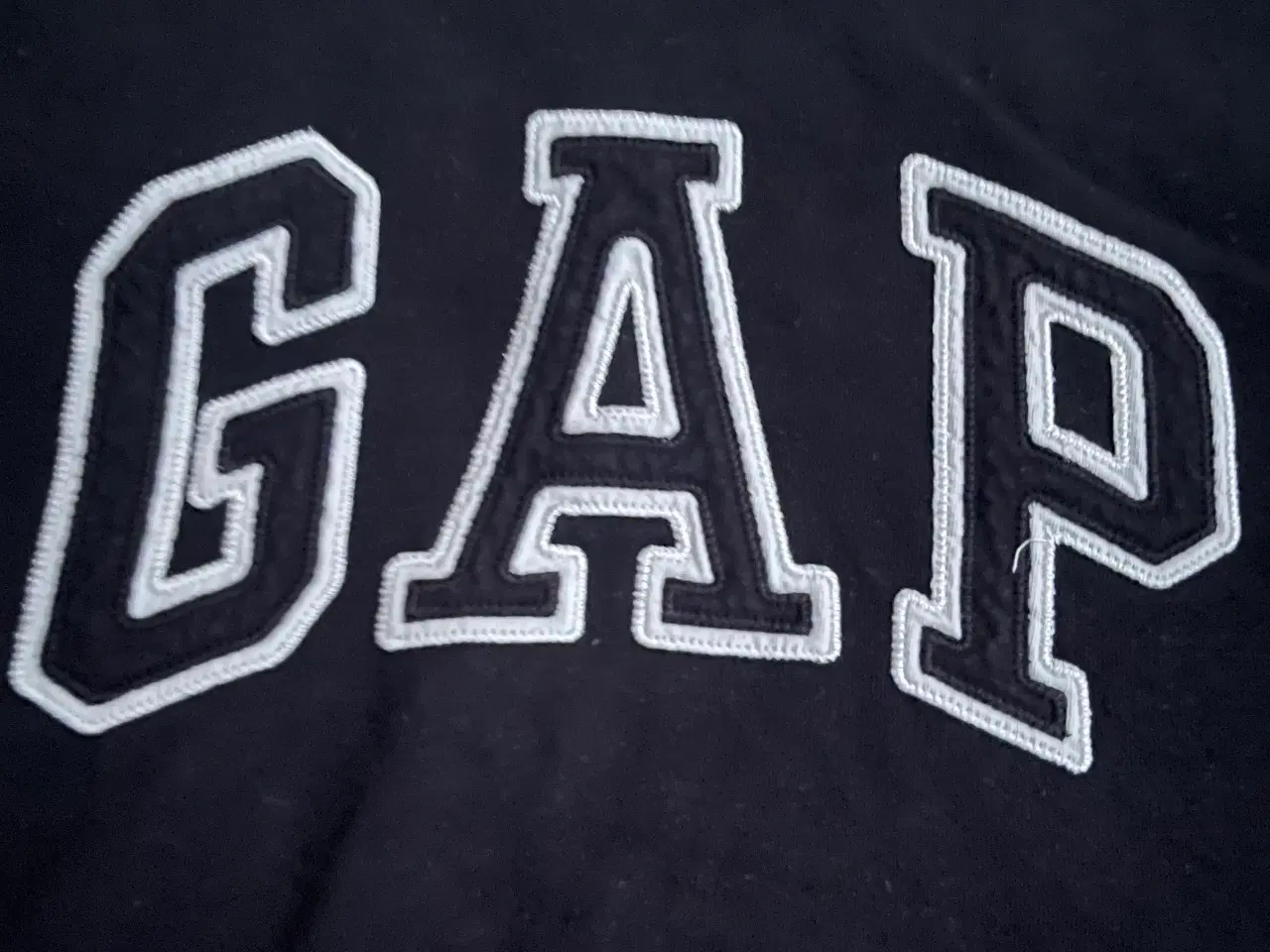 Billede 3 - Sweater fra GAP.