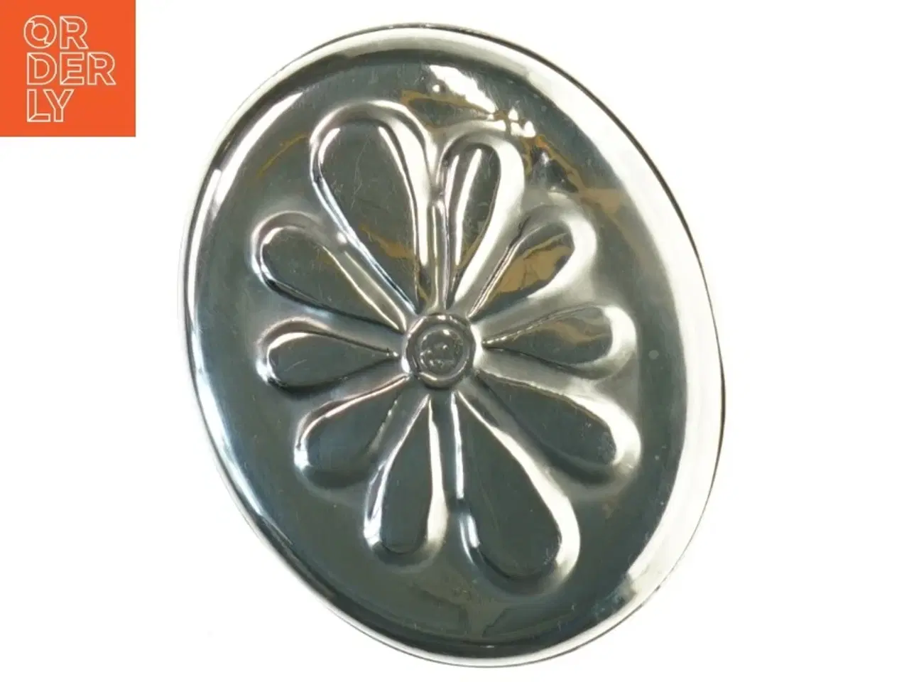 Billede 2 - Sølvfarvet Vintage oval blomsterpræget Metal æske (str. 11x9 cm)