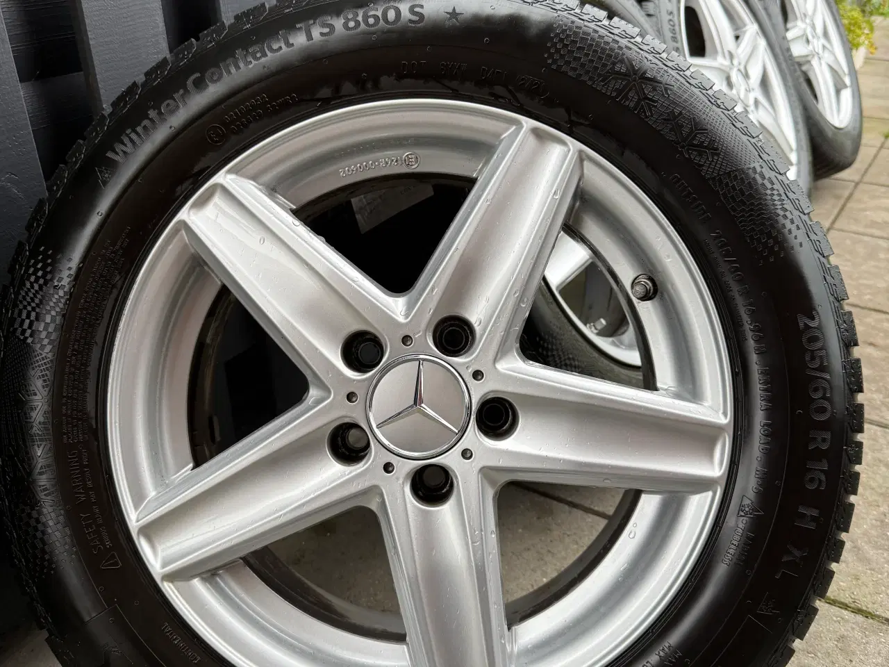 Billede 2 - 16” 5x112 alufælge til Mercedes m Conti vinterdæk