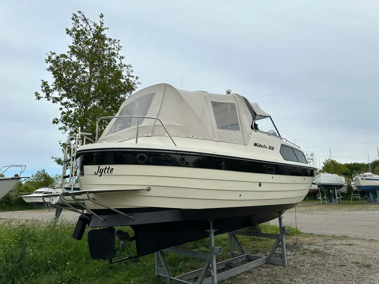 Billede 18 - Meget velholdt  Nidelv 26 motorbåd