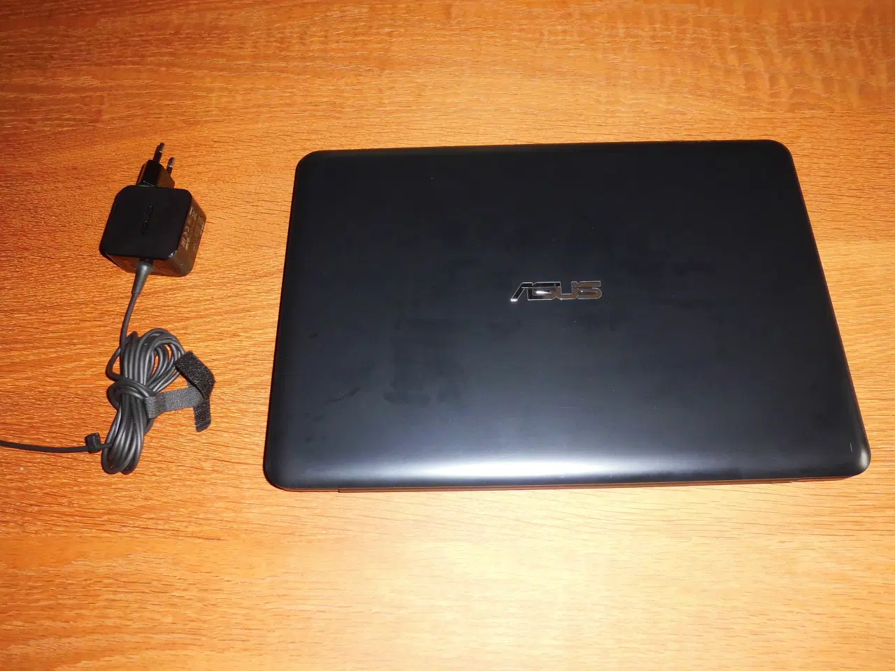Billede 2 - ASUS 14" bærbar med Win 10