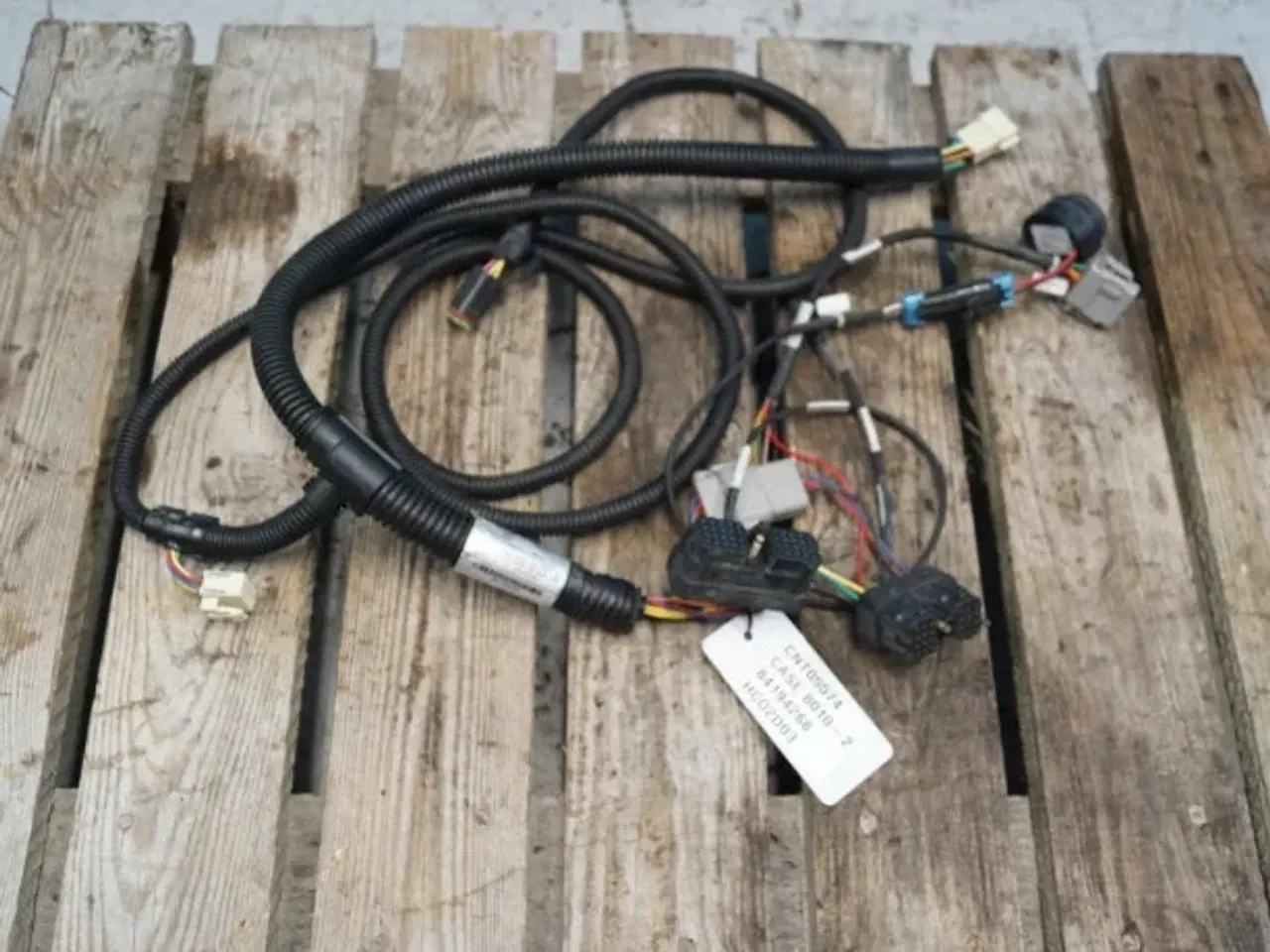 Billede 2 - Case 8010 Ledningsnet 84194266