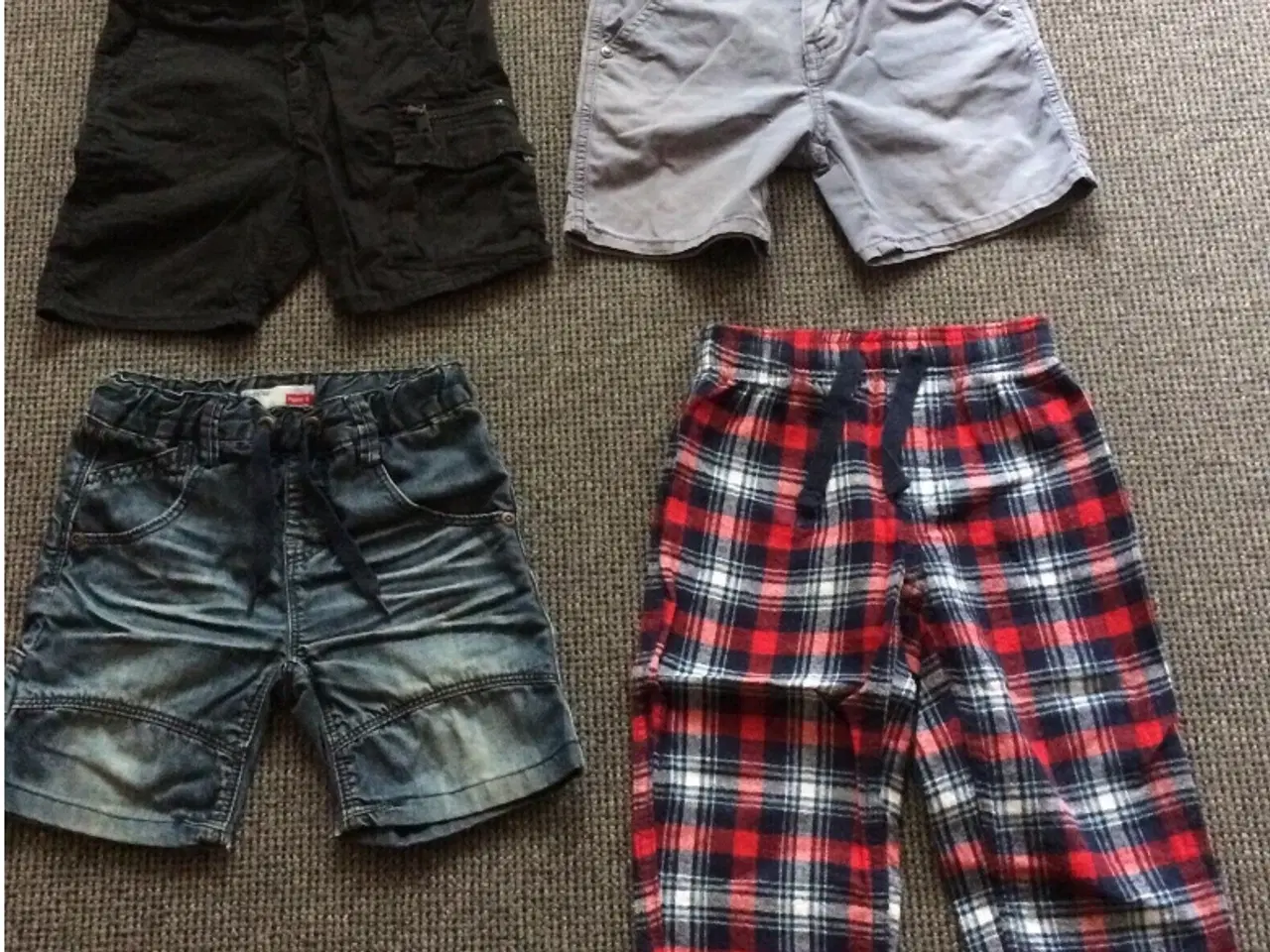 Billede 5 - Tøjpakke 18 stk. tøj str. 92.