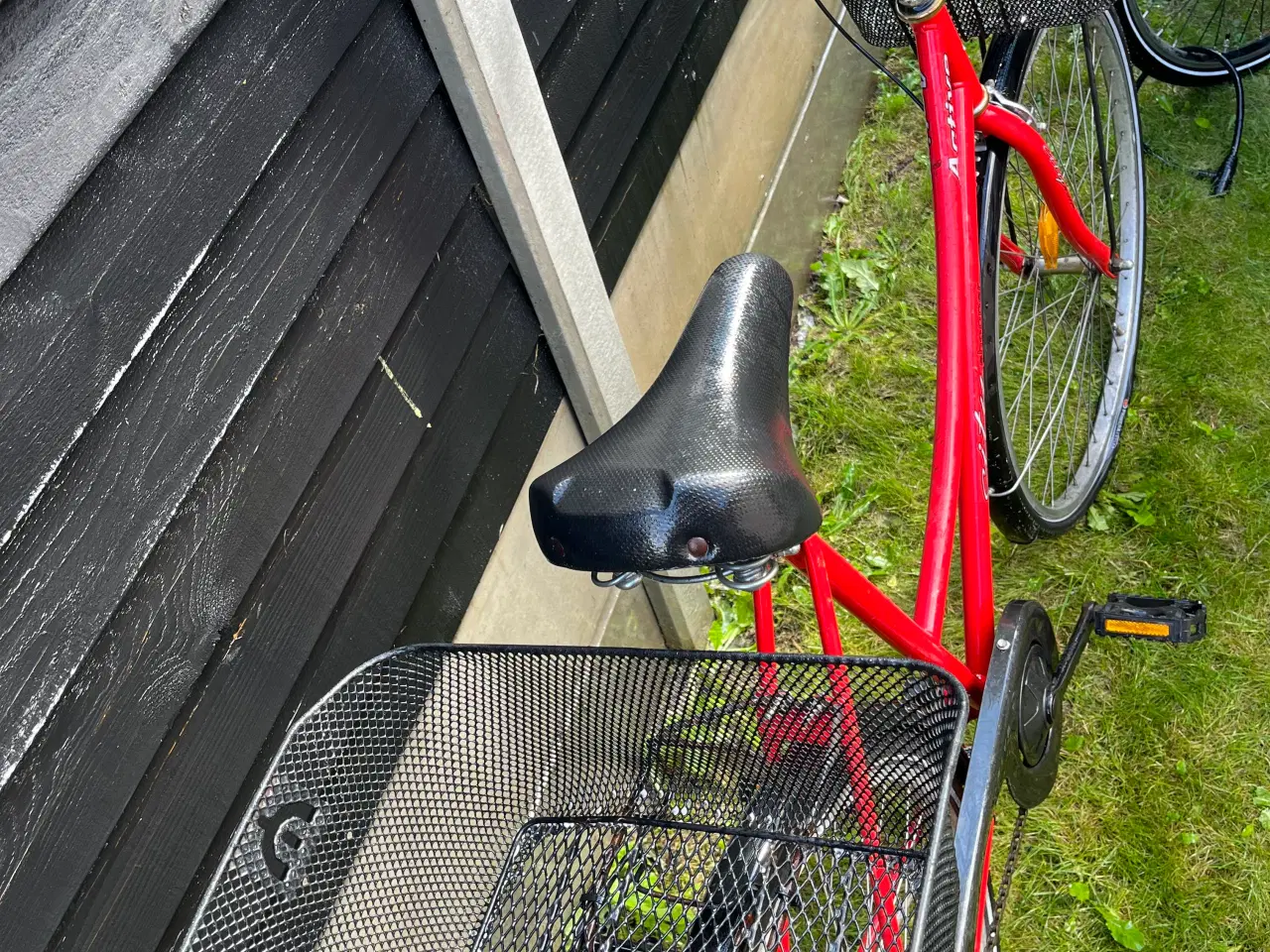 Billede 3 - Rød kvinde cykel 28”