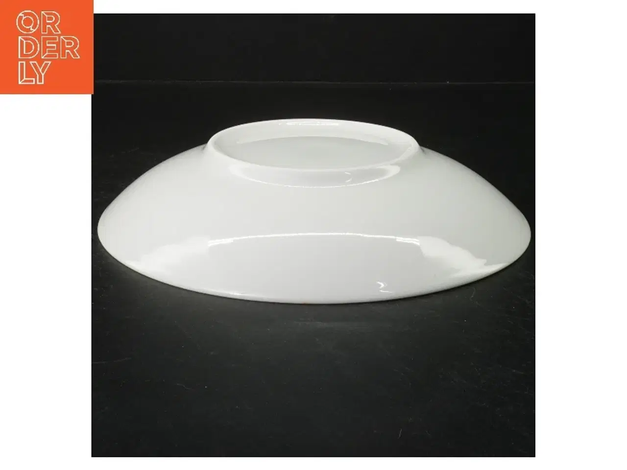 Billede 2 - Hvide middagstallerkener (4 stk) (str. 22 cm)