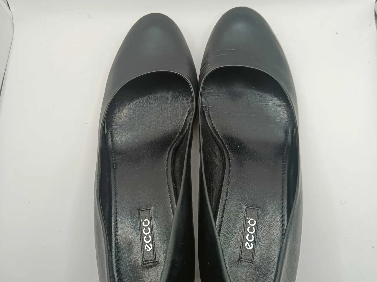 Billede 3 - Ecco sort læder sko 41str 