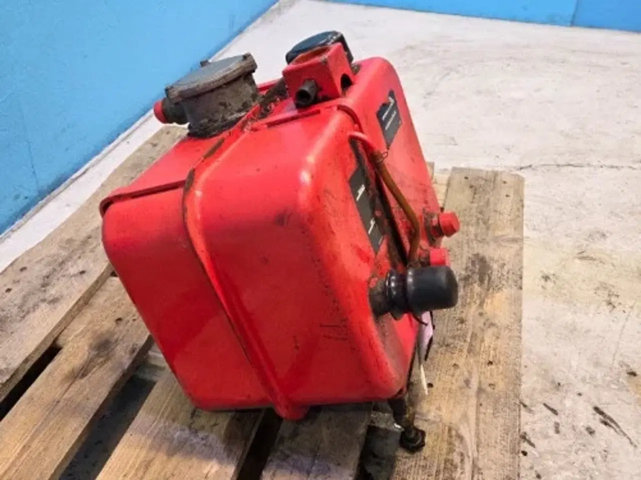 Billede 13 - Massey Ferguson 40 Hydrauliktank 28780045